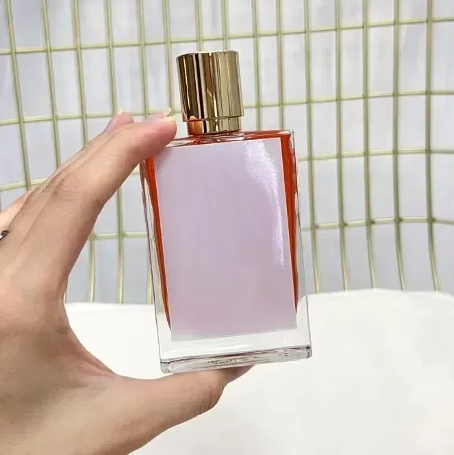 Merkparfum voor vrouwen en man - Perfume Fragrance For Girls recensie en prijs
