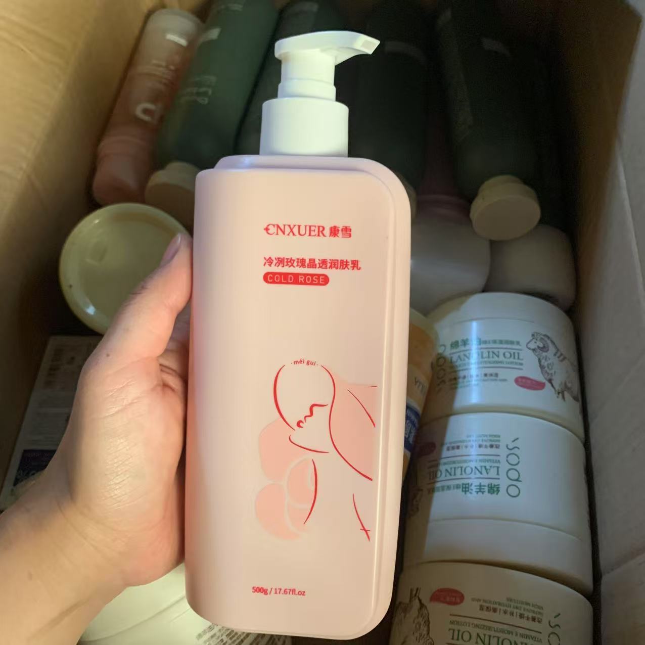 ​ ​ Geparfumeerde rozenbodylot - Perfume Fragrance Body Lotion recensie en prijs