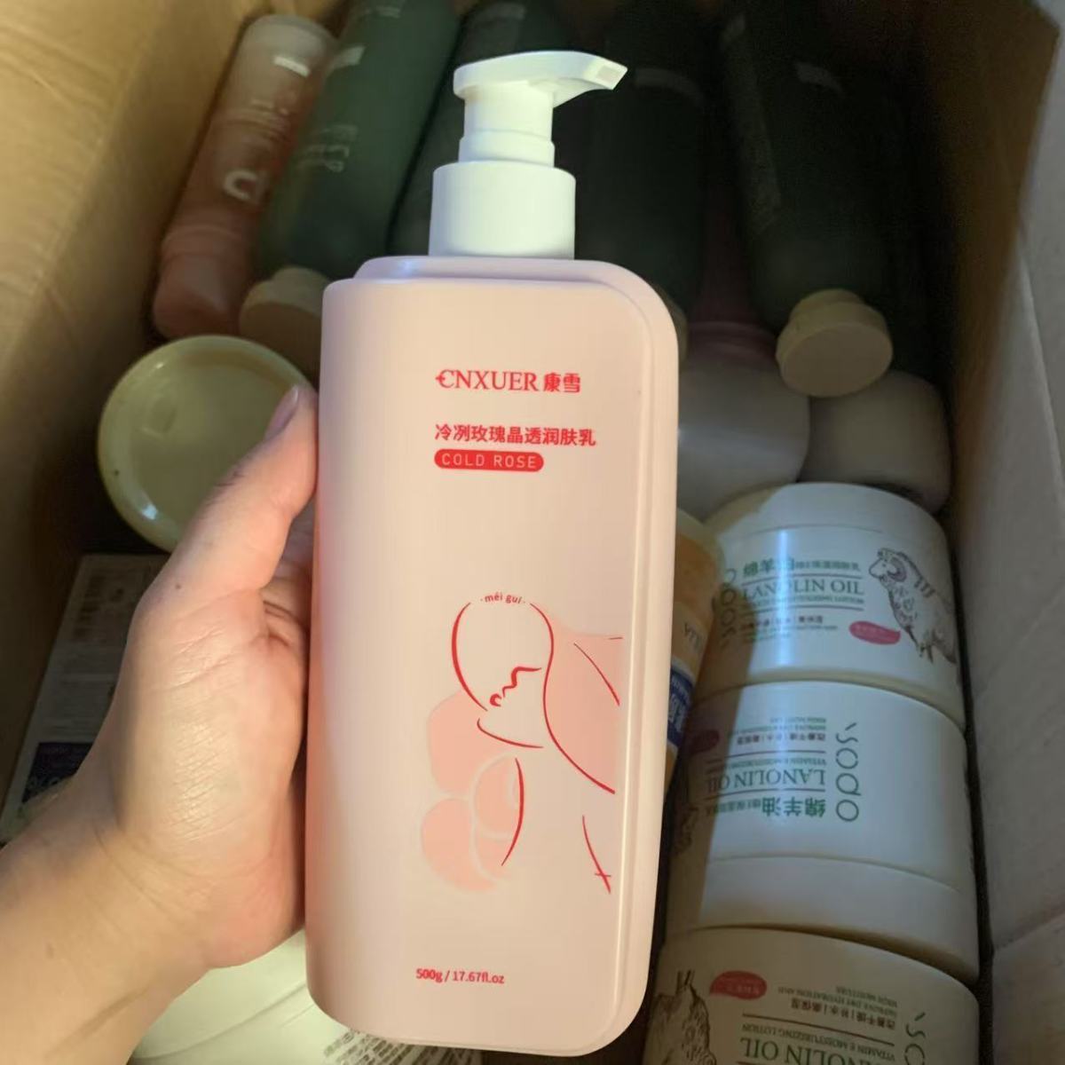 ​ ​ Geparfumeerde rozenbodylot - Perfume Fragrance Body Lotion recensie en prijs